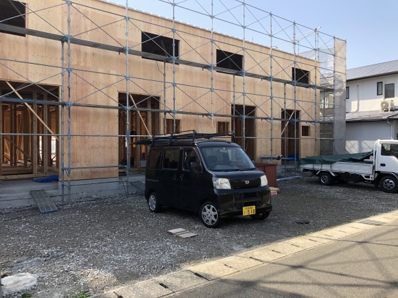 ★アパートも建築中！★